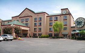 Plaza Hotel And Suites Winona Mn